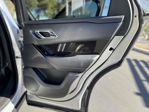 Used 2020 Land Rover Range Rover Velar R-Dynamic S image 46
