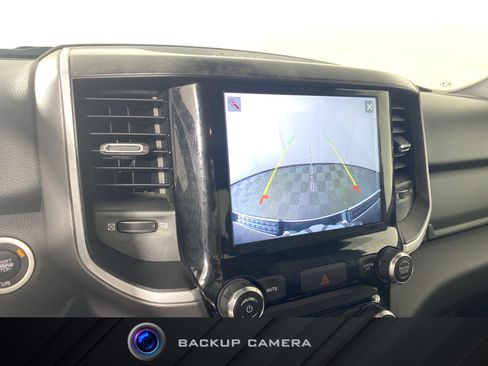 Used 2022 RAM 1500 Big Horn AWD/4WD image 4