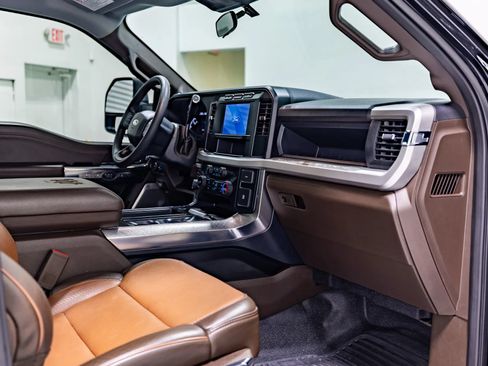 Used 2024 Ford F350 XL w/ 360-Degree Camera Package RWD image 35