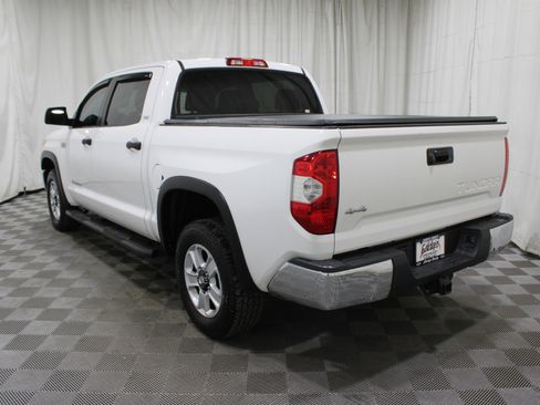 Used 2016 Toyota Tundra SR5 w/ SR5 Upgrade Package image 29