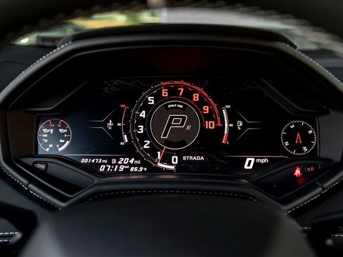 Used 2024 Lamborghini Huracan Sterrato AWD/4WD image 19