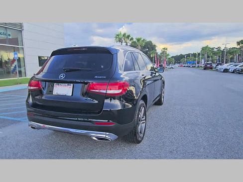 Used 2019 Mercedes-Benz GLC 300 4MATIC image 35