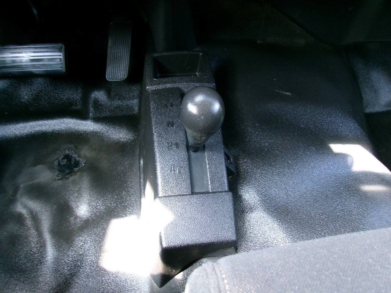 Used 2007 Chevrolet Silverado 3500 W/T AWD/4WD image 13