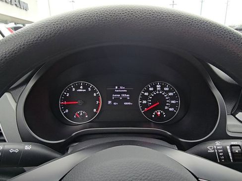 Used 2022 Kia Seltos LX image 19