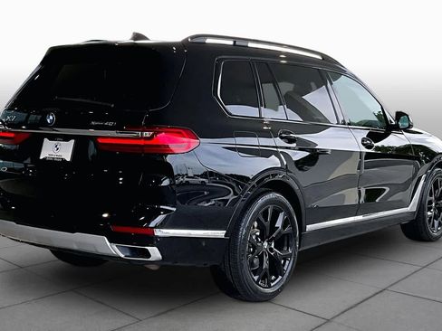 Used 2022 BMW X7 xDrive40i w/ Parking Assistance Package AWD/4WD image 12