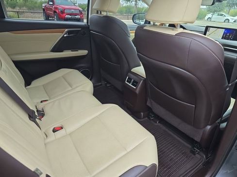 Used 2018 Lexus RX 350L FWD image 11