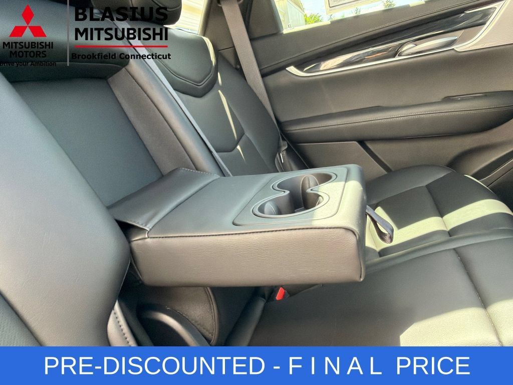 Used 2025 Cadillac XT5 Premium Luxury AWD/4WD image 49