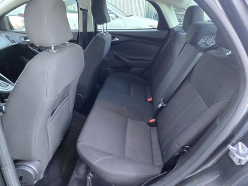 Used 2017 Ford Focus SE image 12
