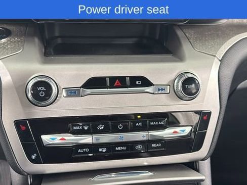 Used 2022 Ford Explorer Timberline image 28