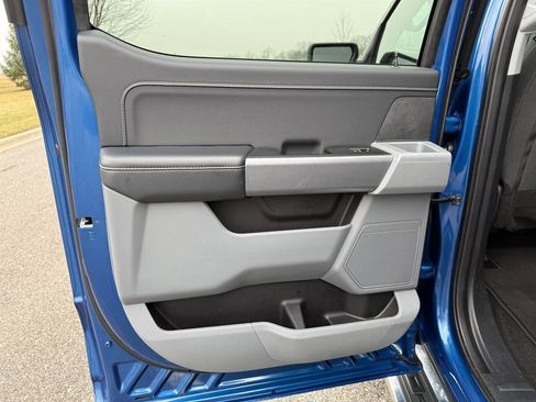 Used 2024 Ford F150 XLT image 31