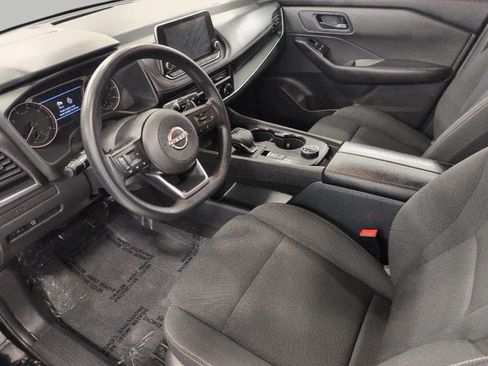 Used 2024 Nissan Rogue S AWD/4WD image 9