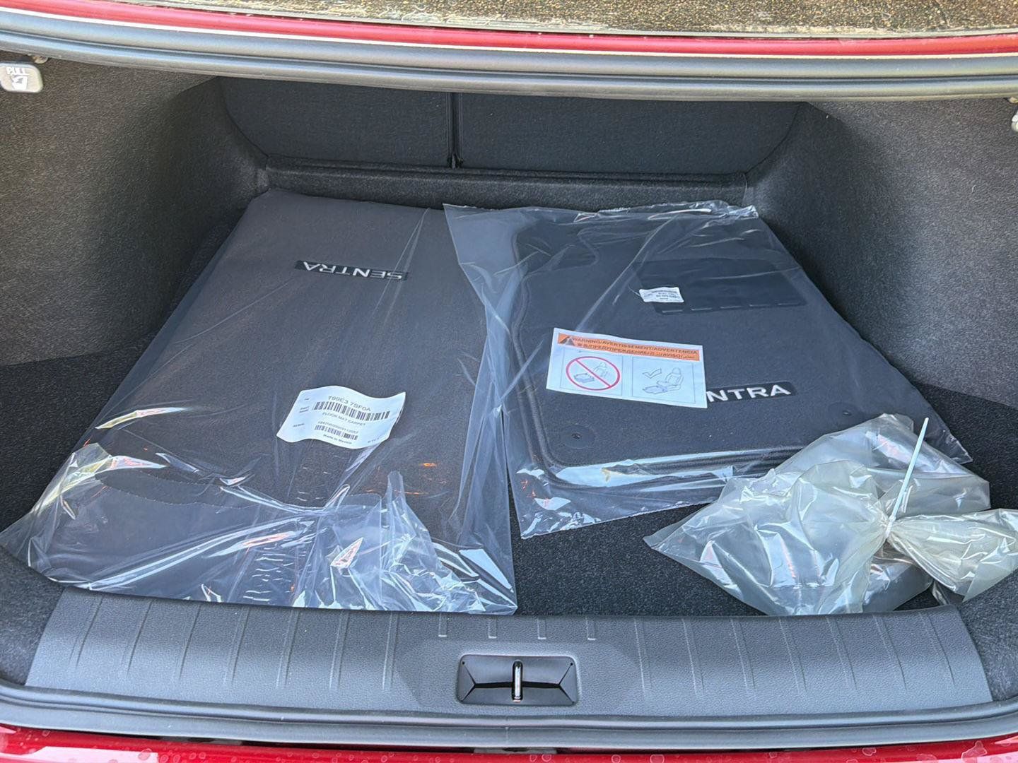 New 2027 Nissan Sentra SV w/ SV Convenience Package FWD image 32