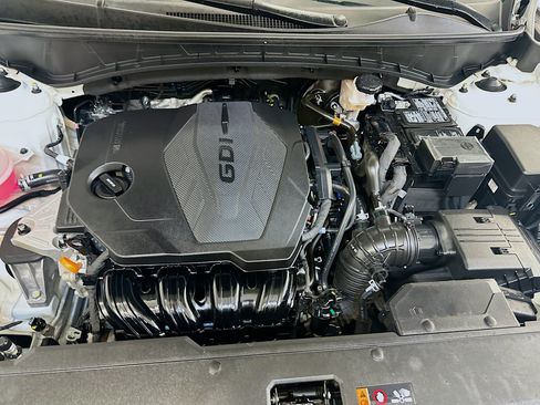 Used 2025 Hyundai Tucson SEL AWD/4WD image 34
