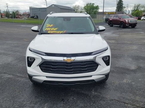 Used 2024 Chevrolet TrailBlazer LT FWD image 4