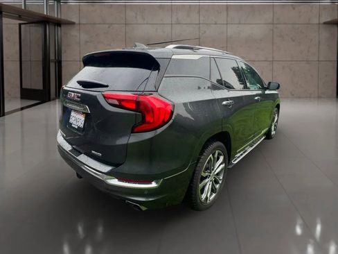 Used 2019 GMC Terrain Denali w/ LPO, 'HIT The Road' Package image 7