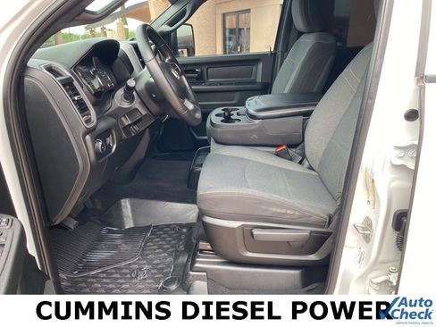 Used 2024 RAM 2500 Tradesman w/ Chrome Appearance Group image 23