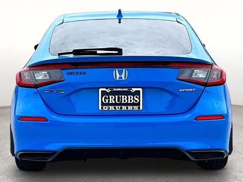 Used 2022 Honda Civic Sport image 5