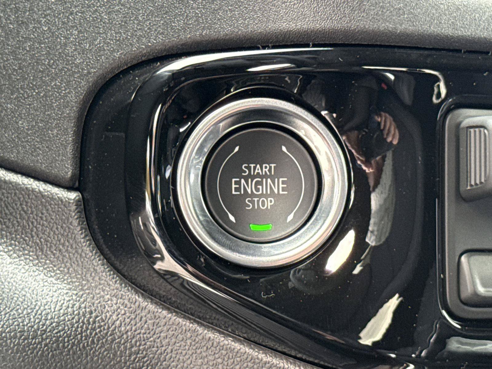New 2026 Chevrolet Silverado 1500 RST AWD/4WD image 18