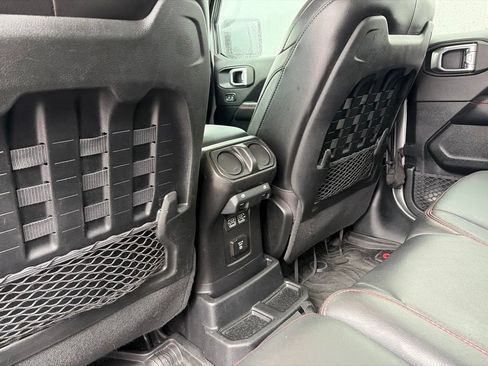 Used 2020 Jeep Wrangler Unlimited Rubicon AWD/4WD image 19