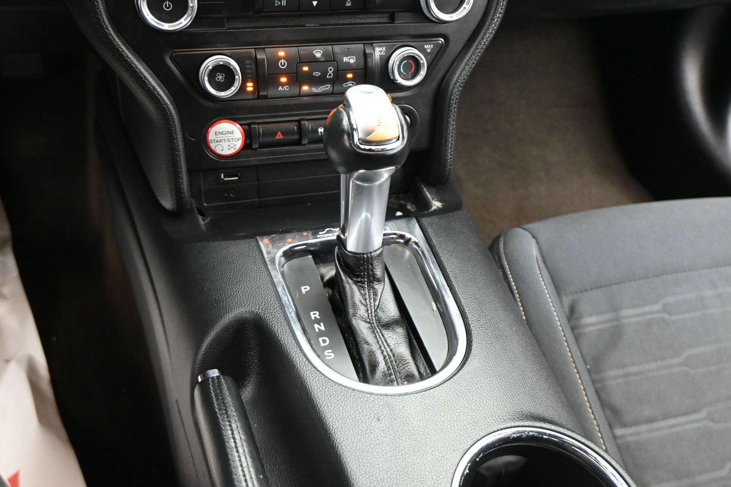 Used 2015 Ford Mustang GT RWD image 6