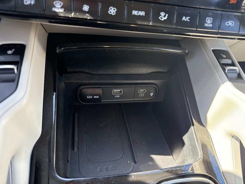 Used 2023 Kia Telluride S image 25