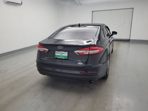 Used 2019 Ford Fusion SE FWD image 7