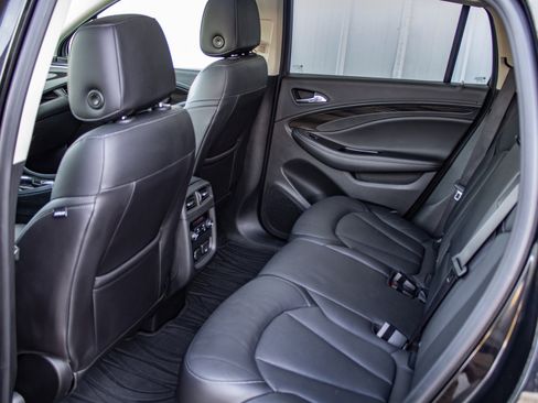 Used 2019 Buick Envision Essence image 21