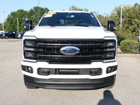 Certified 2025 Ford F250 Platinum AWD/4WD image 10