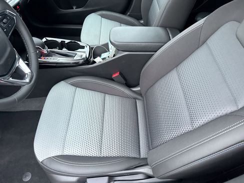 New 2026 Chevrolet Trax LT w/ LT Convenience Package image 51