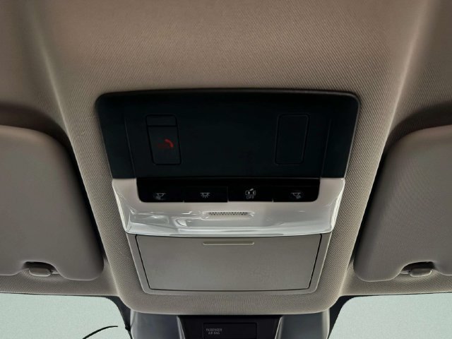 Used 2025 Nissan Rogue SV AWD/4WD image 21