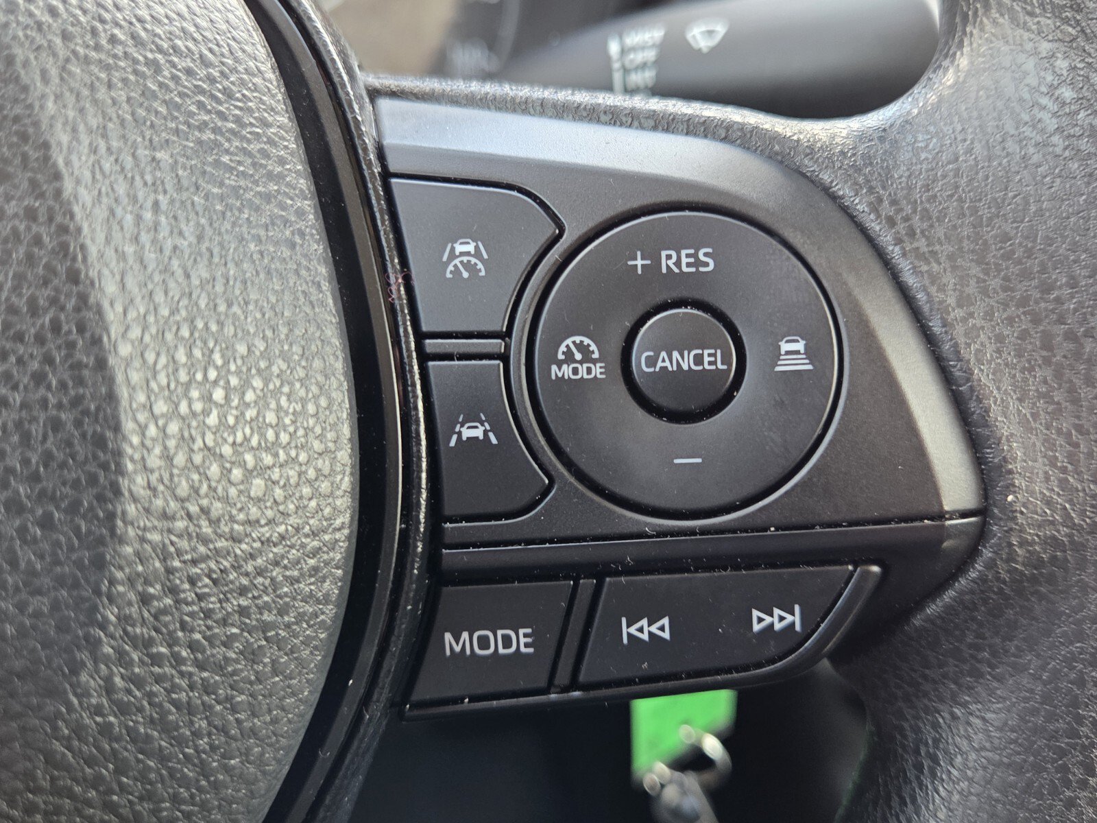 Certified 2025 Toyota Corolla LE FWD image 23