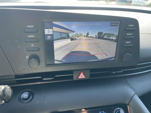 Certified 2025 Hyundai Elantra Sport FWD image 26