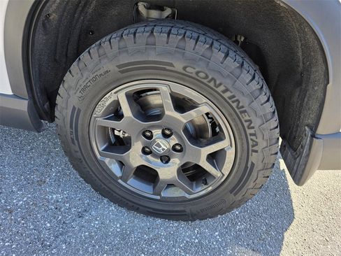 Used 2023 Honda Pilot TrailSport image 21