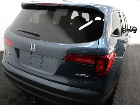Used 2017 Honda Pilot EX image 5