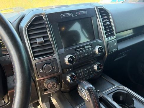 Used 2018 Ford F150 Lariat w/ Equipment Group 502A Luxury AWD/4WD image 12
