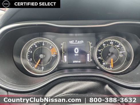 Used 2020 Jeep Cherokee Latitude Plus w/ Cold Weather Group AWD/4WD image 20