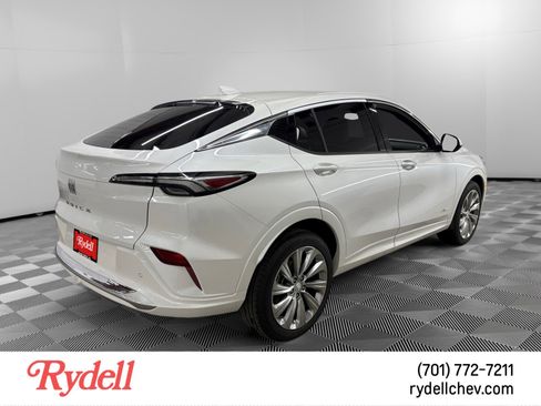 Used 2025 Buick Envista Avenir FWD image 5