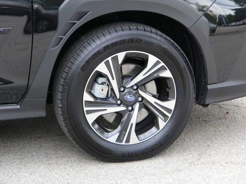 Used 2024 Subaru Crosstrek 2.0i Premium image 13