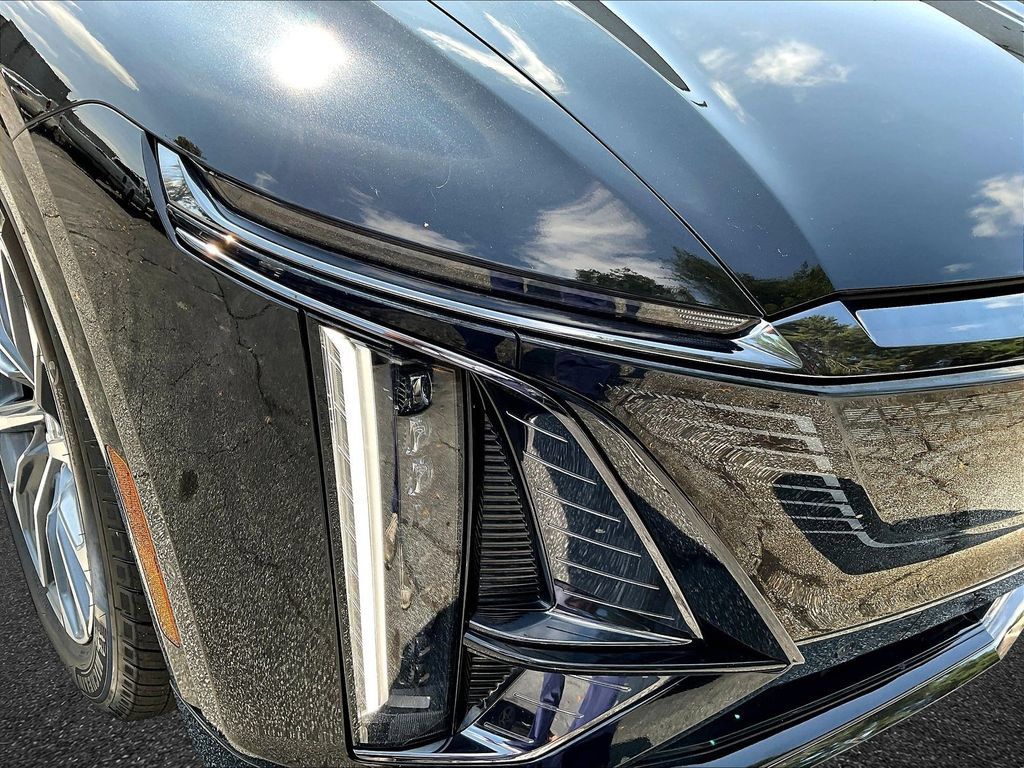 Used 2024 Cadillac Lyriq Sport w/ LPO, Floor Liner Package AWD/4WD image 24