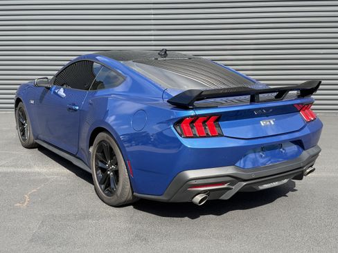 Used 2024 Ford Mustang GT RWD image 3