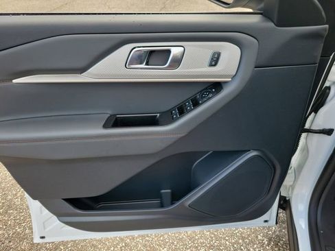 New 2026 Ford Explorer Active image 12