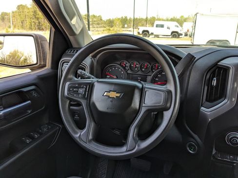 Used 2023 Chevrolet Silverado 1500 Custom image 28