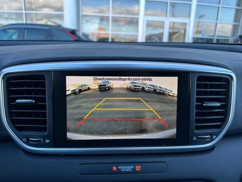 Used 2022 Kia Sportage LX w/ LX AWD Value Edition Package image 36