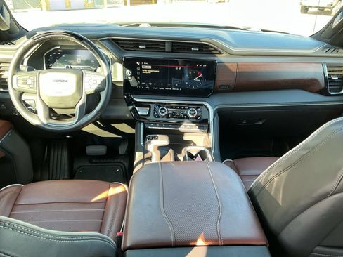 Certified 2024 GMC Sierra 1500 Denali Ultimate AWD/4WD image 21