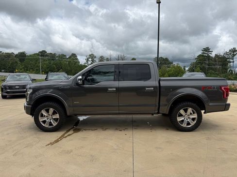 Used 2015 Ford F150 Platinum w/ Equipment Group 701A Luxury AWD/4WD image 2