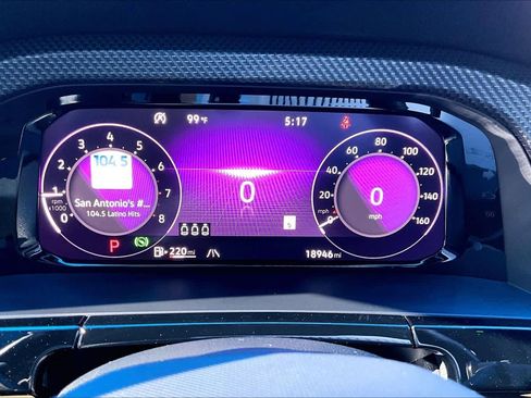 Used 2024 Volkswagen Atlas Cross Sport SEL R-Line image 26