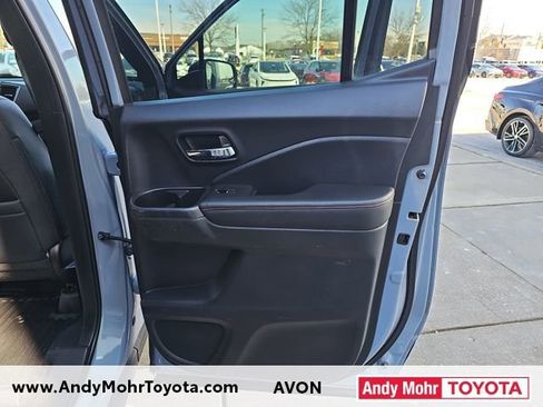 Used 2023 Honda Ridgeline Black Edition image 38