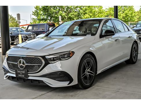 Certified 2026 Mercedes-Benz E 450 4MATIC Sedan image 5