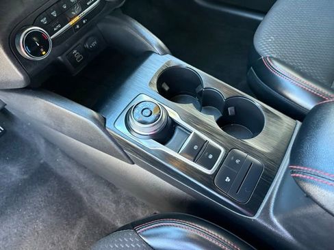 Used 2025 Ford Escape ST-Line image 21