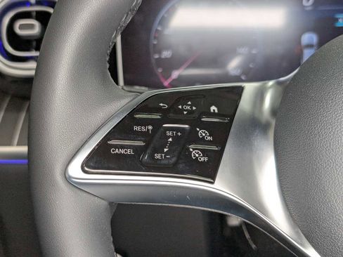 Certified 2026 Mercedes-Benz GLC 300 4MATIC image 33